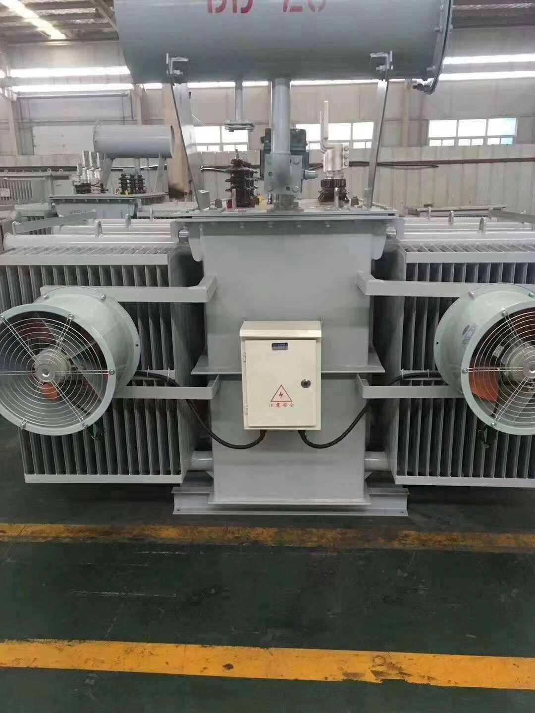 高過(guò)載變壓器